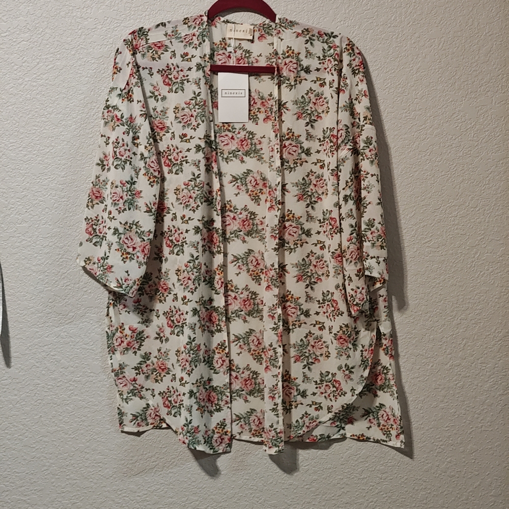 Ninexis Floral Print Robe
